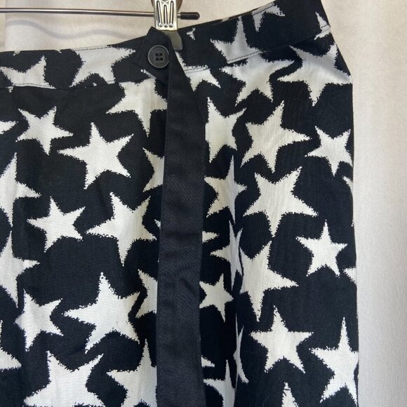 Tripp NYC Star Print Skirt Zipped Closure Detachable Strap Black White XL W NWOT - Picture 7 of 12